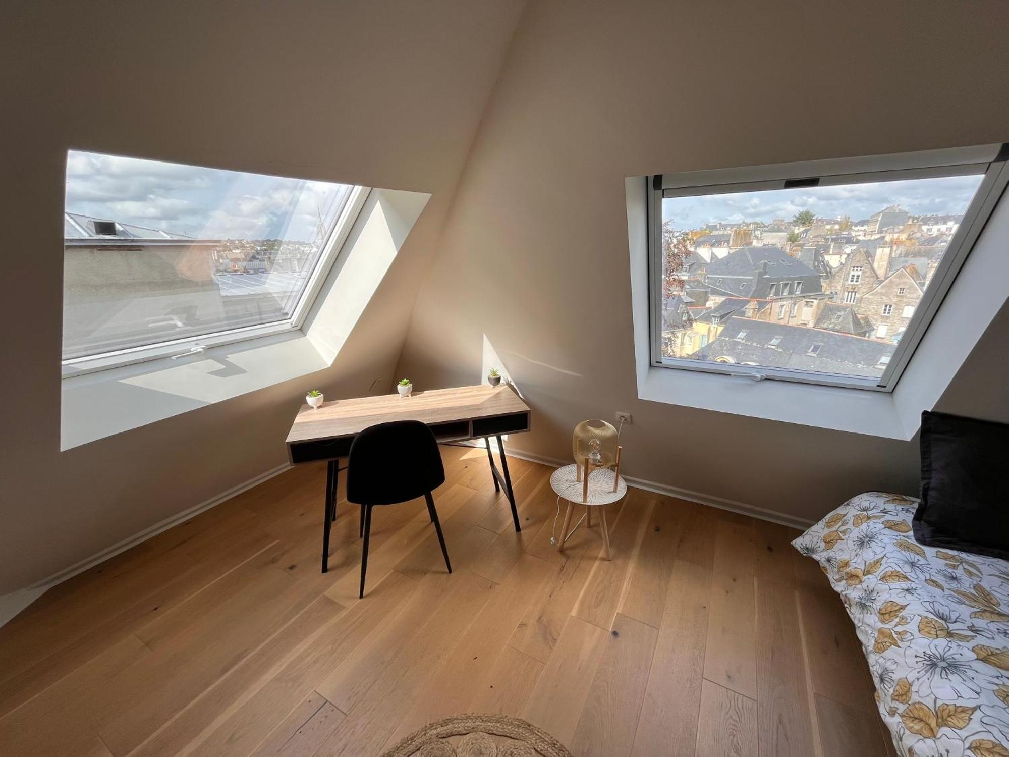 Le Nid Des Quais - Vue Panoramique Au Coeur De La Ville - Wifi - Entree Autonome Quimper Exterior photo